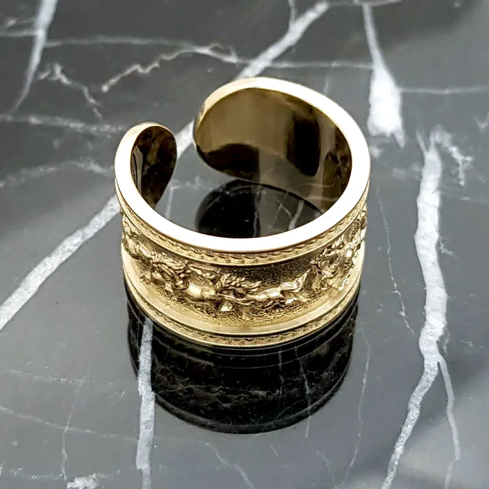 14k 18k gold mens wide galloping horses ring carre dor Rings