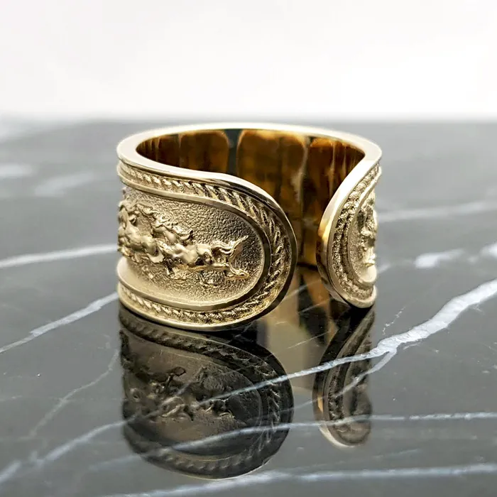 14k 18k gold mens wide galloping horses ring carre dor Rings