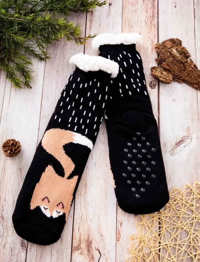 Candlewick Gift Shop Earrings Ladies Winter Socks