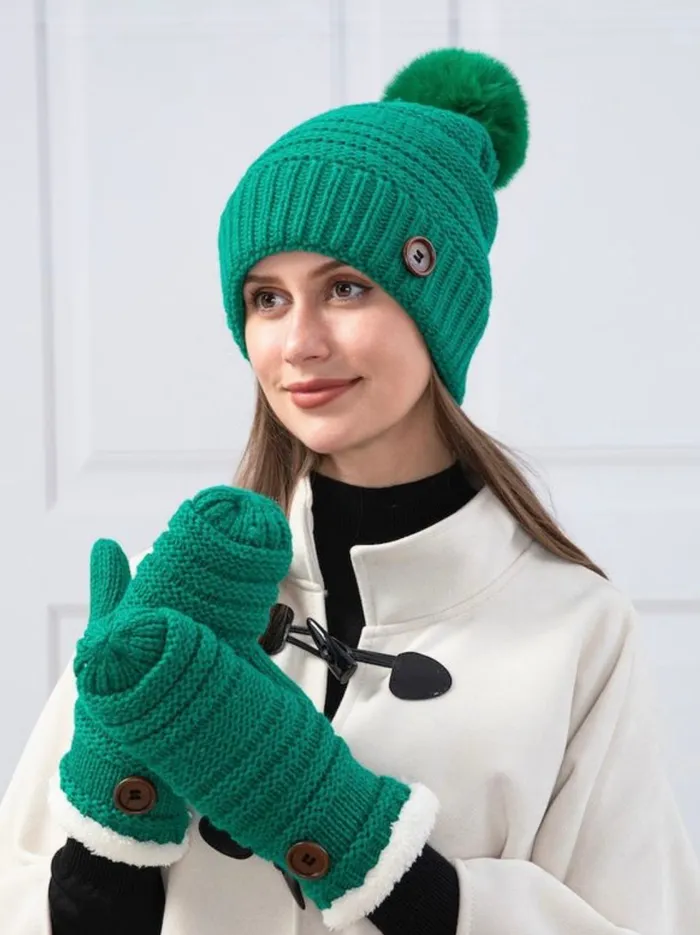 Candlewick Gift Shop Green Button Winter Accessories Earrings