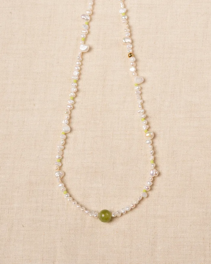 CUN Necklaces Vireo Olivine Beaded Pearl Necklace