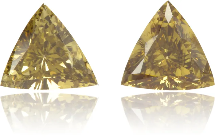 Earrings Langerman Diamonds Natural Green Diamond Triangle 033 ct set