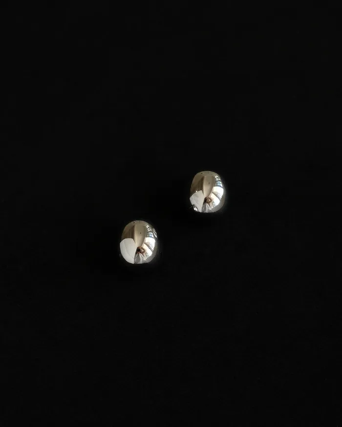 Earrings Mini Greta Bold Dome Stud Earrings MYJN