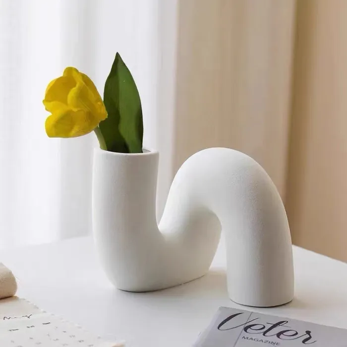 Folded Pipe Shaped Silicone Mold Vase for Jesmonite Art Resin Art Hub Necklaces Folded Pipe Shaped Silicone Mold Vase for Jesmonite Art Resin Art Hub Necklaces