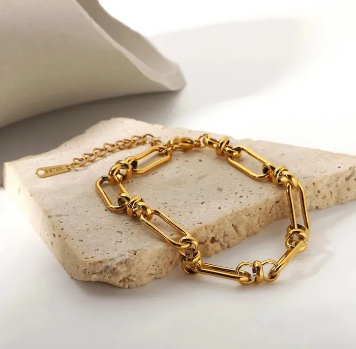 Get Signatured Bracelets Knot Chain Bracelet Get Signatured Bracelets Knot Chain Bracelet