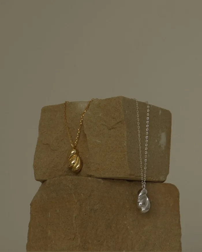 Madeline Droplet Pendant Necklace MYJN Necklaces