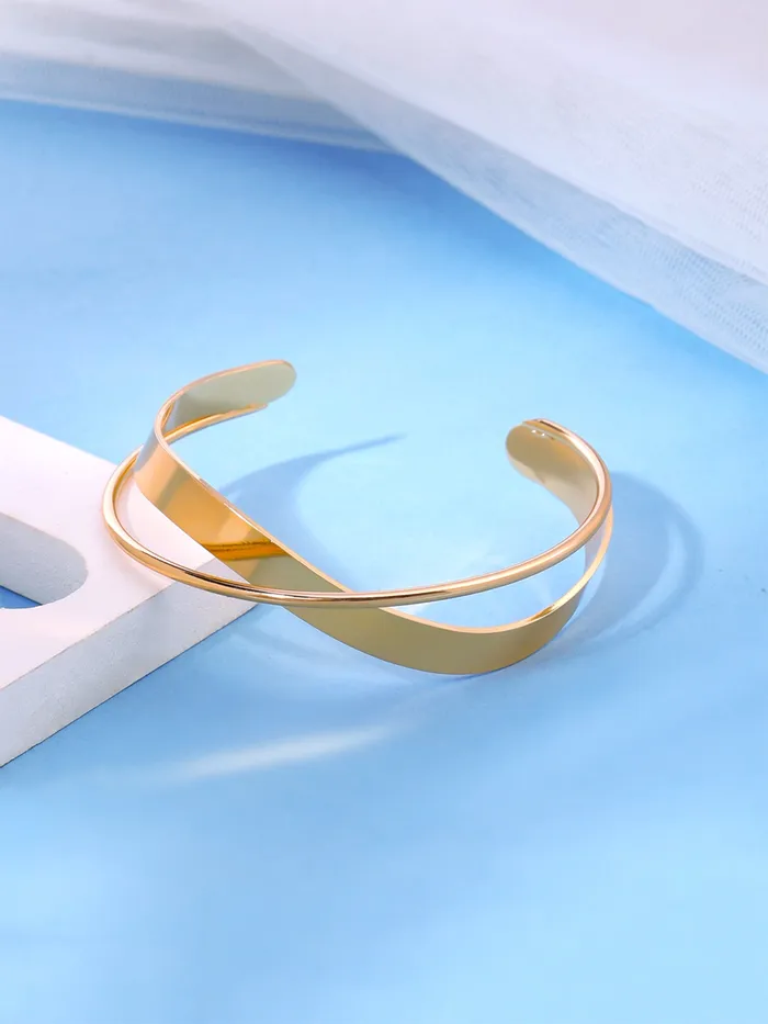 Necklaces Yellow Chimes Bracelet for Women and Girls Fashion Golden Cuff Kadaa Bracelets for Women Twisted Gold Plated Hand Cuff Kadaa Bracelet Birthday Gift For Girls and Women Yellow Chimes