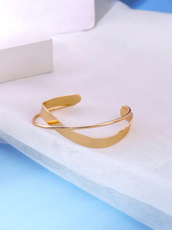 Necklaces Yellow Chimes Bracelet for Women and Girls Fashion Golden Cuff Kadaa Bracelets for Women Twisted Gold Plated Hand Cuff Kadaa Bracelet Birthday Gift For Girls and Women Yellow Chimes