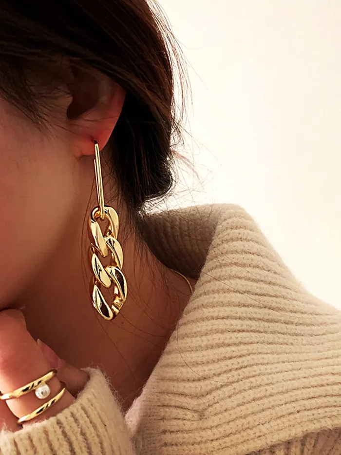 Necklaces Yellow Chimes Yellow Chimes Earrings for Women and Girls Fashion Golden Dangler Western Style Long Link Chain Danglers Earrings Birthday Gift for Girls Women Anniversary Gift for Wife
