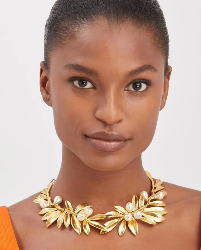 Oscar De La Renta Necklaces Pearl Leaf Necklace