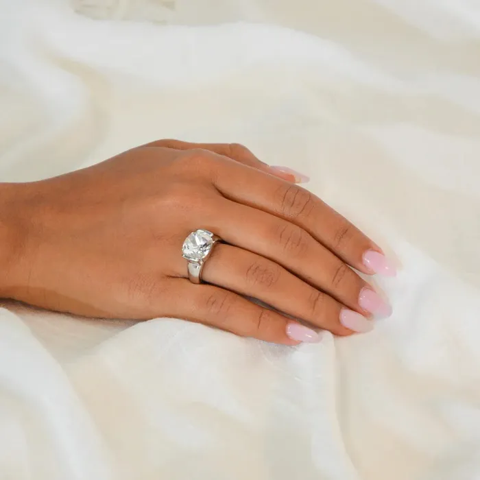 Oval Cubic Zirconia Stretch Ring Candlewick Gift Shop Rings