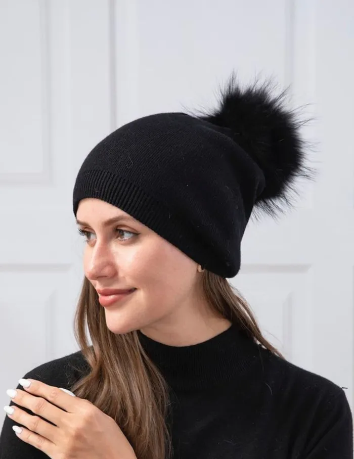 Rings Candlewick Gift Shop Black Ribbed Cashmere Hat