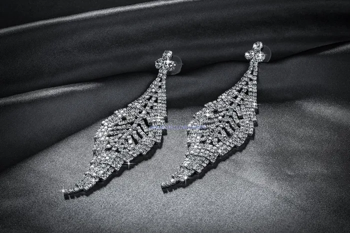 Yellow Chimes Bracelets Yellow Chimes Crystals from Swarovski Glamouring Chandelier Crystal Earrings for Women and Girls