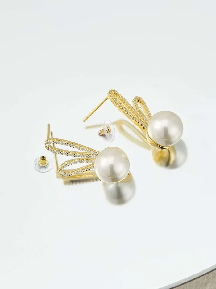 Yellow Chimes Earrings For Women Gold Toned Round Shaped Pearl Stud Crystal Studded Earrings For Women and Girls Yellow Chimes Necklaces