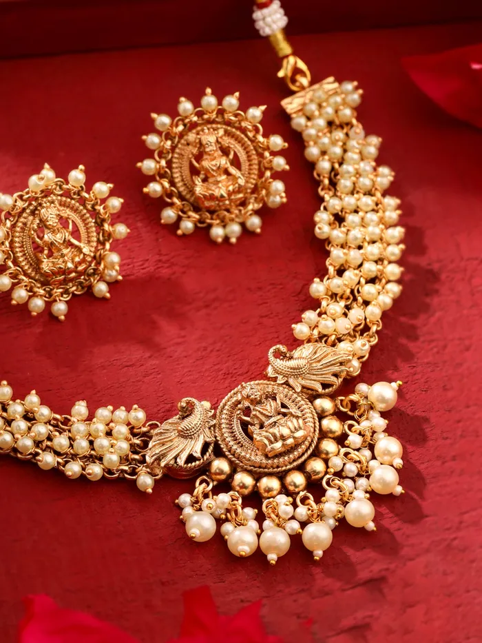 Yellow Chimes Earrings Temple Jewellery Set Golden Necklace with Pearls One Size Gold