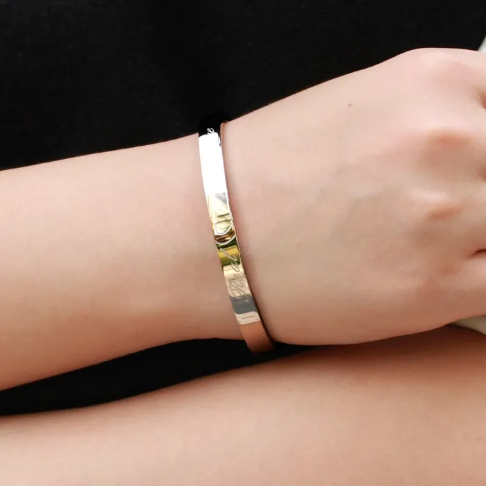 Yellow Chimes Earrings Yellow Chimes Real Love Engraved Heart Formation Two Piece Couple Bracelet for Girls and Boys