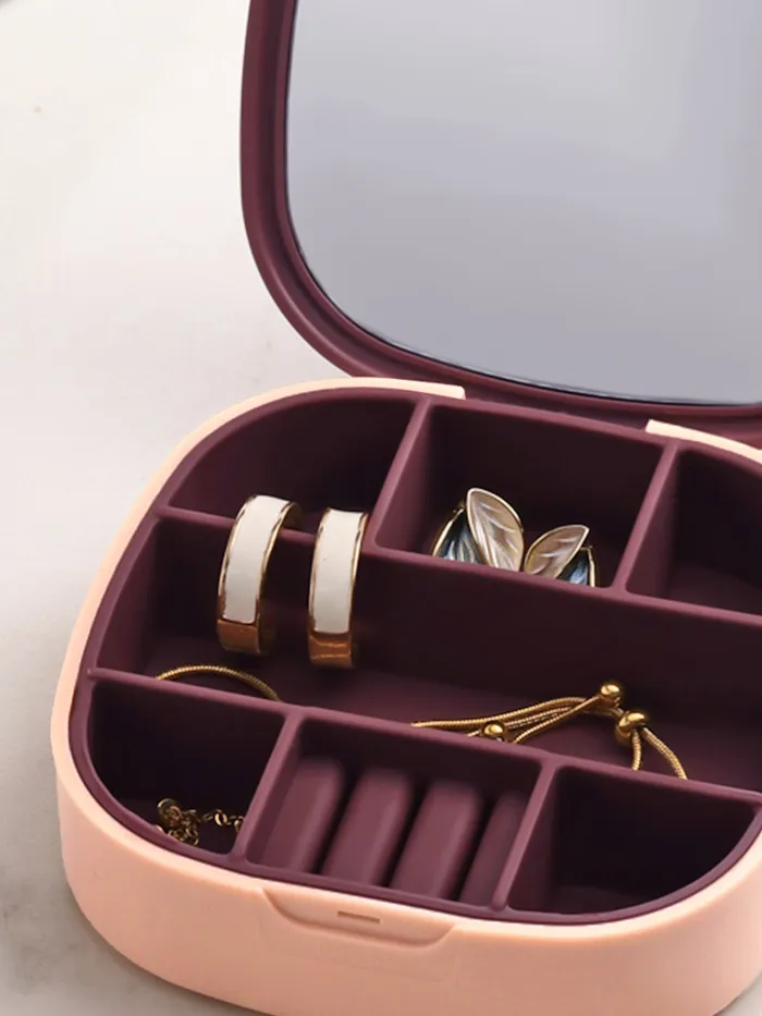 Yellow Chimes Jewelry Box Organiser Compact MultiCompartment Storage Lightweight 95 cm Multicolor Necklaces