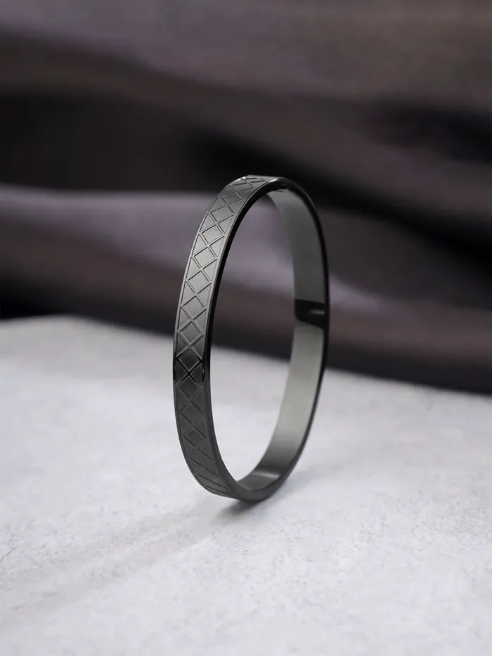 Yellow Chimes Mens Kada Bracelet Fashion Black Stainless Steel One Size GiftReady Bracelets
