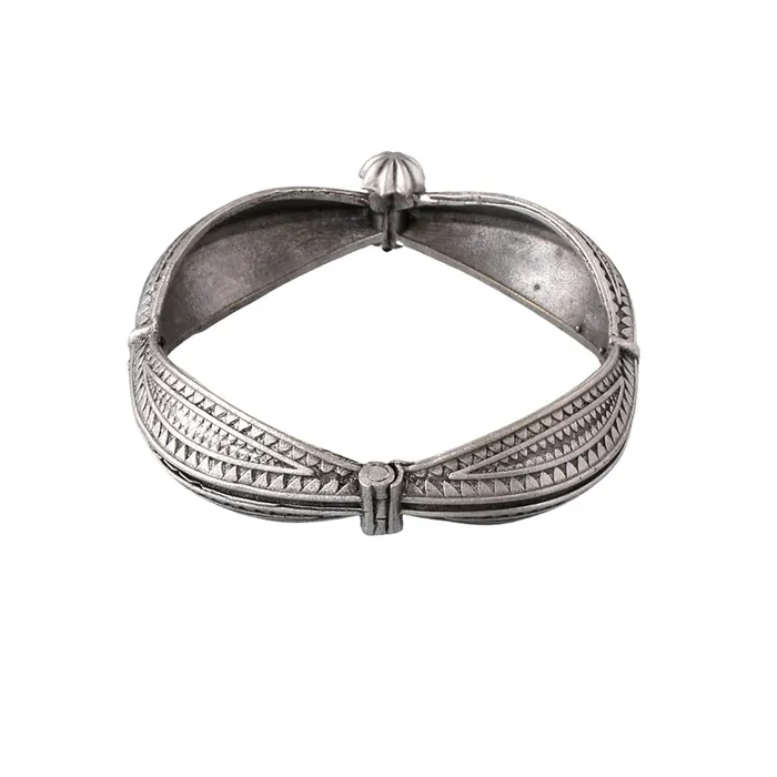 Yellow Chimes Oxidised Bangle for Women Traditional Oxidised Silver Ethnic Design Openable Bangle for Women and Girls Yellow Chimes Earrings