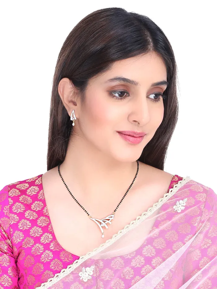 Yellow Chimes Rings Yellow Chimes Mangalsutra for Women Traditional Black Beads Mangalsutra for Women Gold Plated Mangalsutra Crystal Nallapusalu Chains for Women for Wife Birthday Gift for Women and Girls