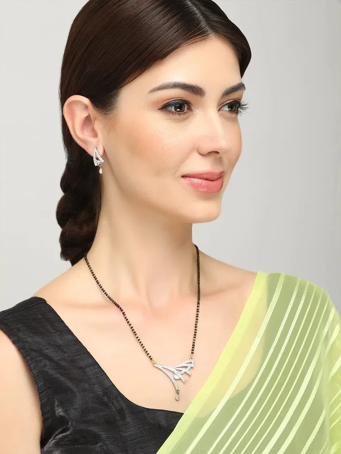 Yellow Chimes Rings Yellow Chimes Mangalsutra for Women Traditional Black Beads Mangalsutra for Women Gold Plated Mangalsutra Crystal Nallapusalu Chains for Women for Wife Birthday Gift for Women and Girls
