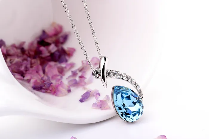 Yellow Chimes Rings Yellow Chimes Pendant for Women and Girls Blue Crystals from Swarovski Pendant Silver Toned Dew Drop Pendant for Girls Birthday Anniversary Gift for Wife Birthday Gift for girls and women