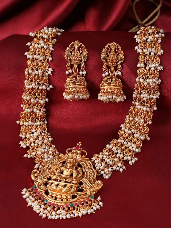 Yellow Chimes Womens Temple Traditional Gold Plated Hanging Pearls Choker Necklace Set Yellow Chimes Earrings